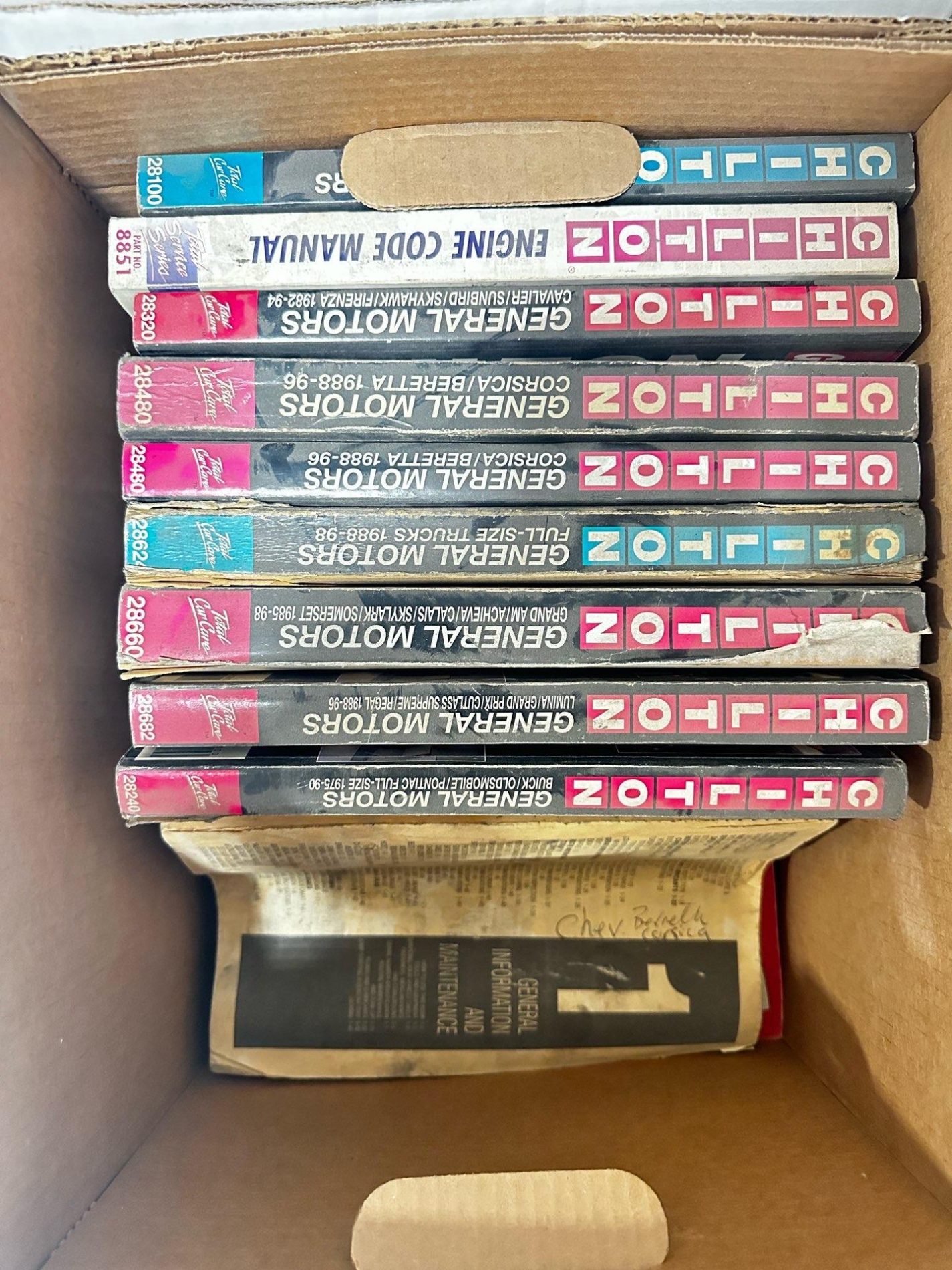 CHILTON & HAYNES MANUALS - Image 4