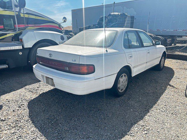 A254325 – 1992 Toyota Camry - Image 3