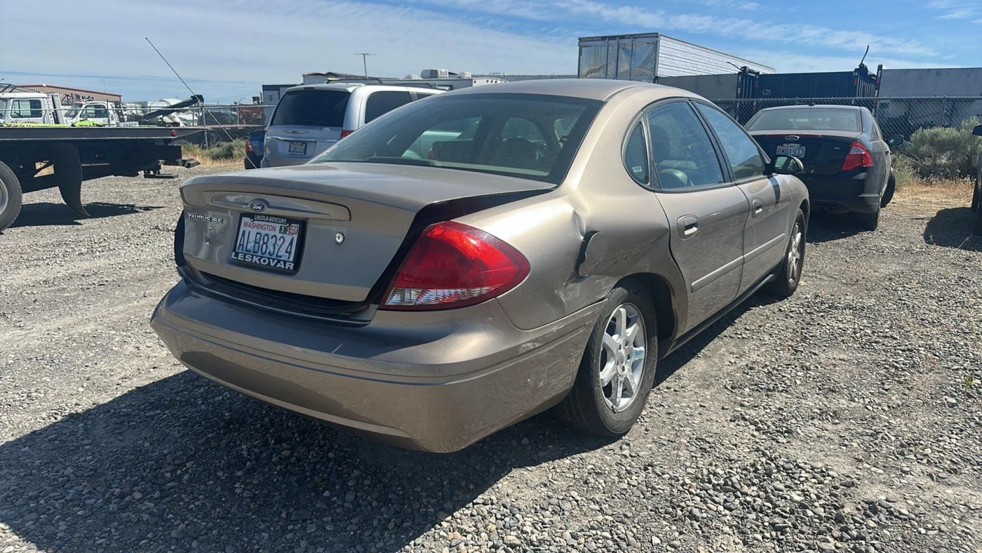 PPD3859 – 2005 FORD TAURUS - Image 3