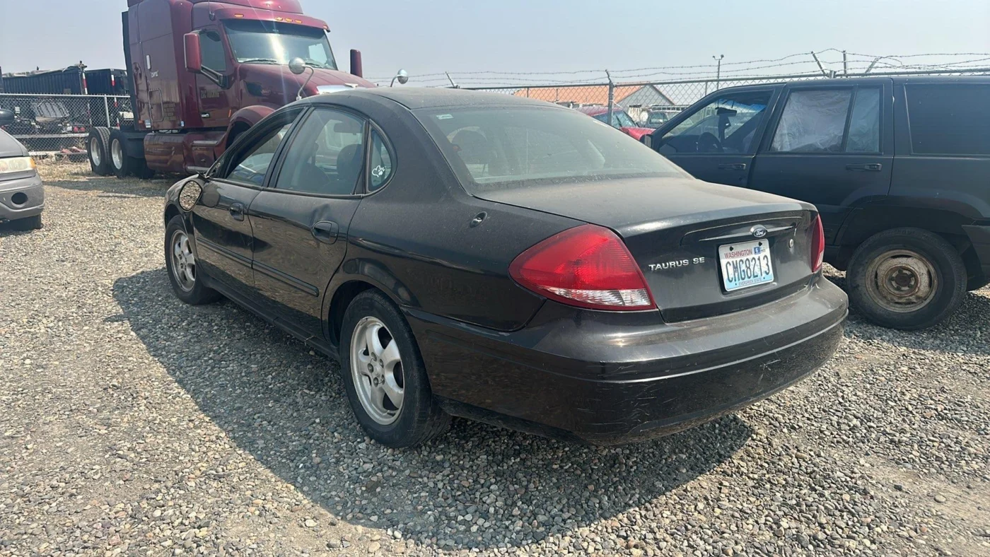 PPI3893 – 2004 FORD TAURUS - Image 3
